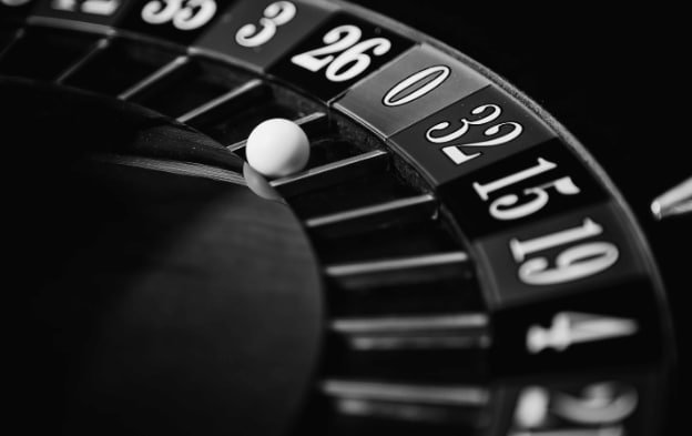 Sportsbook – ဘောလုံးနှင့် အားကစားလောင်းကစားဆိုင်ရာ ပုံ